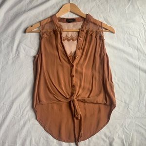 3/$15 Burnt orange crop top